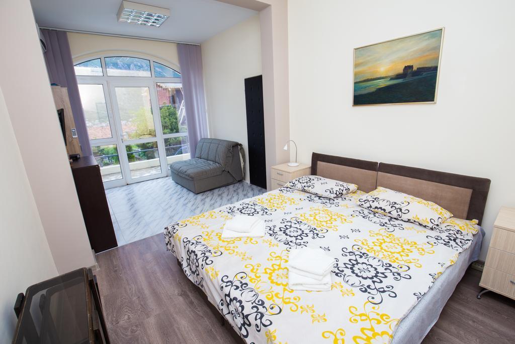 Art Guesthouse Котор Екстериор снимка