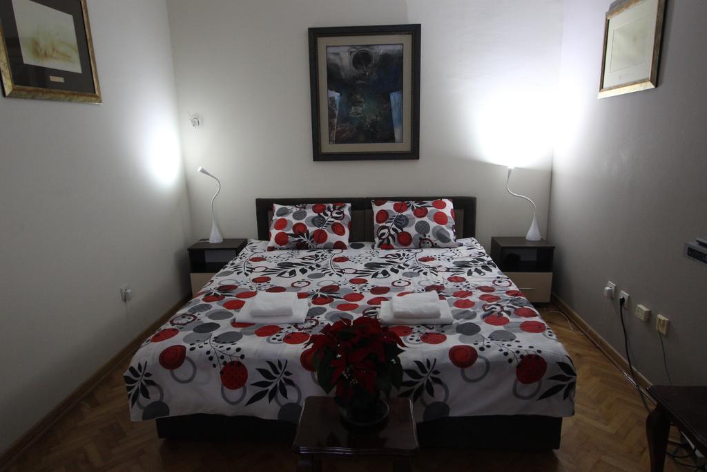 Art Guesthouse Котор Екстериор снимка
